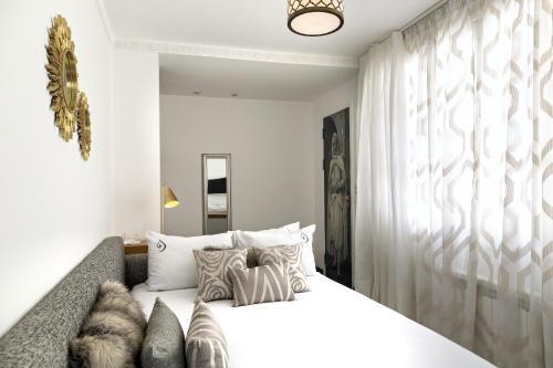 Suite Azur Hotel