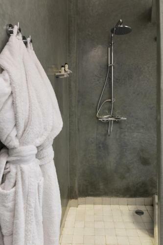 Suite Azur Hotel