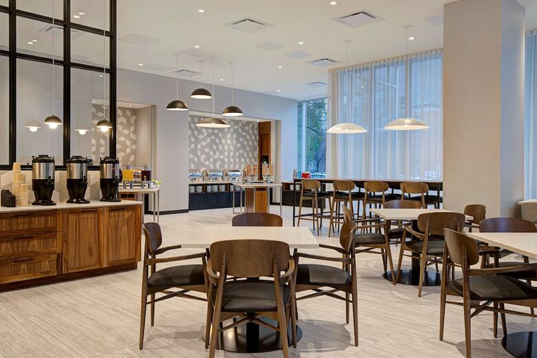 Hotel Homewood Suites By Hilton Montreal Downtown