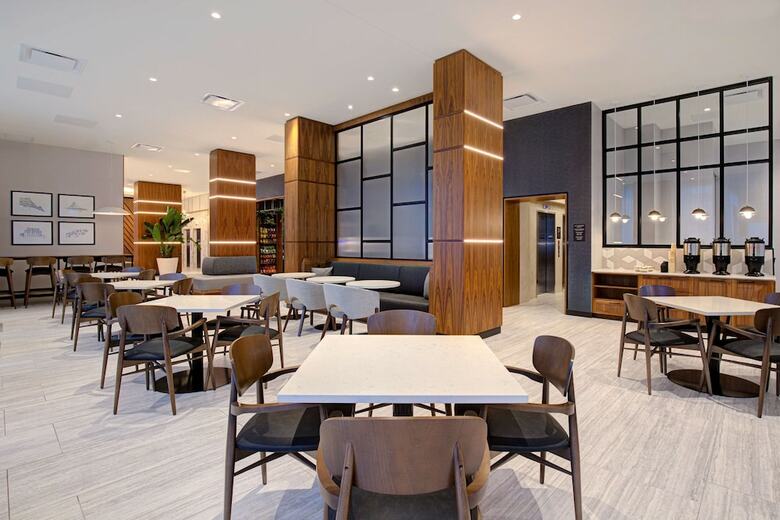 Hotel Homewood Suites By Hilton Montreal Downtown