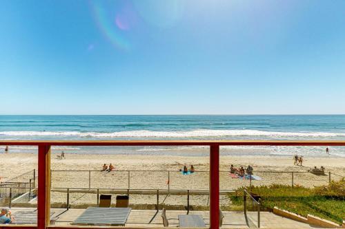 2489 Ocean Street Main