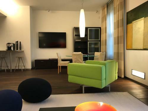 Dream Stay - Luxury Design Apartment With Main Square View And Jacuzzi