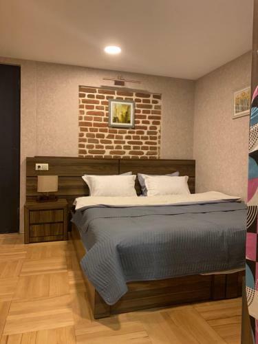 Cozy Loft Style Apartment