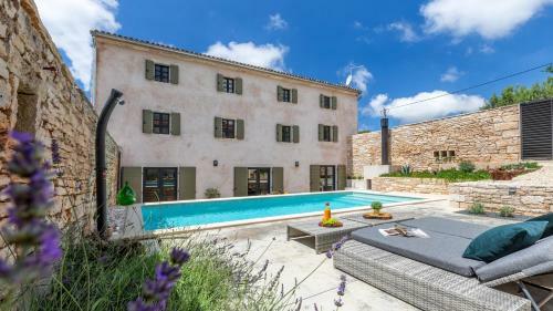 Villa Elena