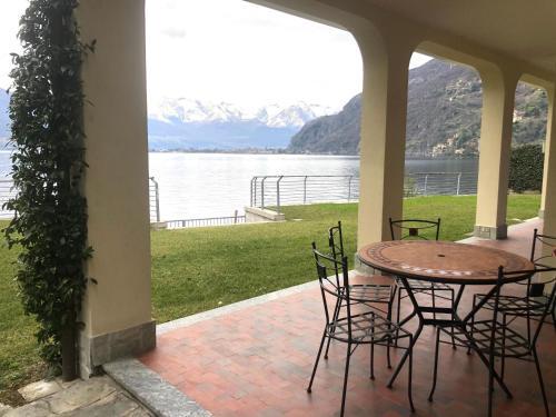 Remarkable 4-bed Villa In Bellano