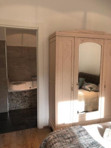 Remarkable 4-bed Villa In Bellano
