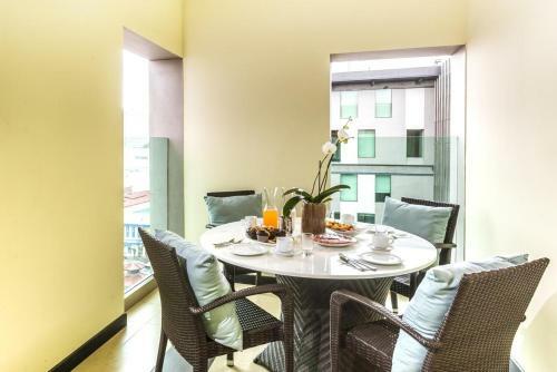 Urban Green Hotel & Suites