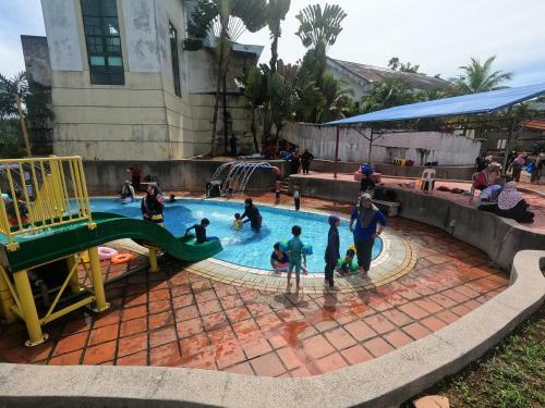 Hotel Bukit Beruntung Resort