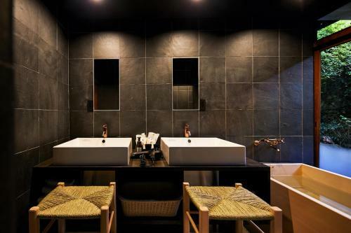 ???? By ??kyoto Hanare