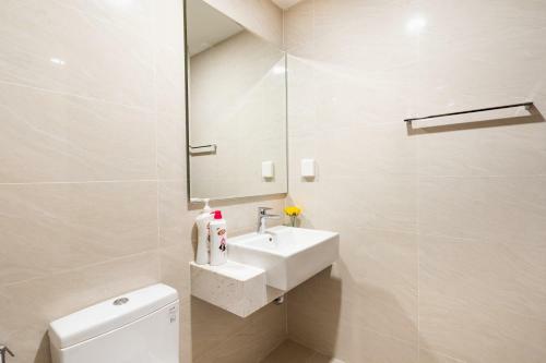 Apartamento The Saigon Royal In Center Pool View