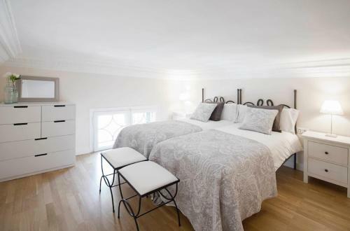 You Stylish El Borne Apartments