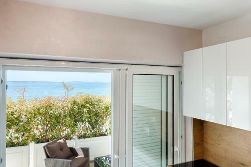 Hostal Beach Villa Bozikovic