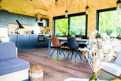 Pean-buiten Waterlodges