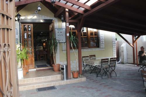 Hostal Kisherceg Sz�ll�shely