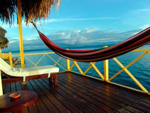 Hotel Punta Caracol Acqua Lodge