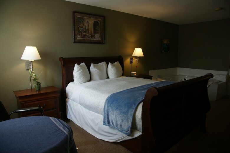 Motel R&r Inn & Suites