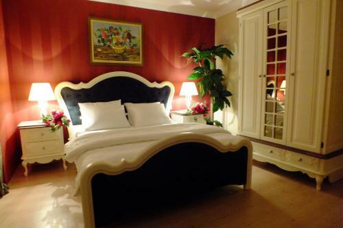Real King Hotel