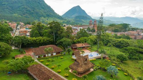 Hotel Alttum El Carmelo