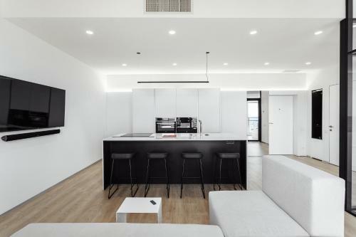 Sea And Sky Apartment