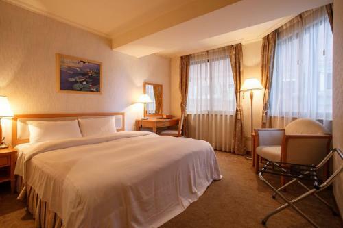 The Koos Hotel