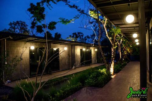 Hotel Buriram Judy Park & Resort