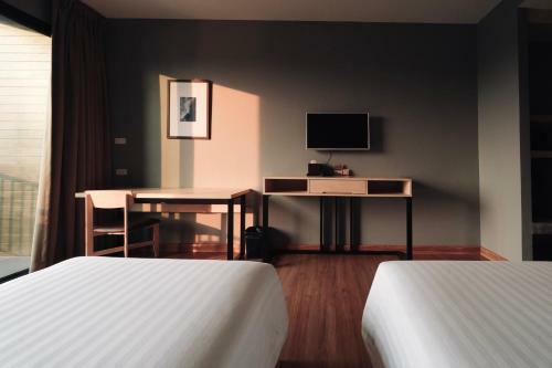 Riverawan Hotel