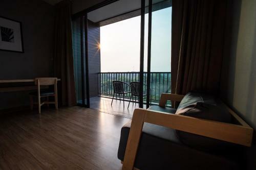 Riverawan Hotel