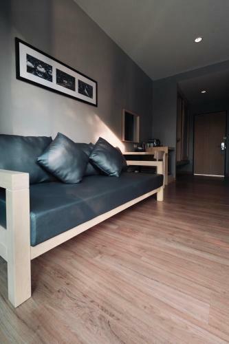 Riverawan Hotel