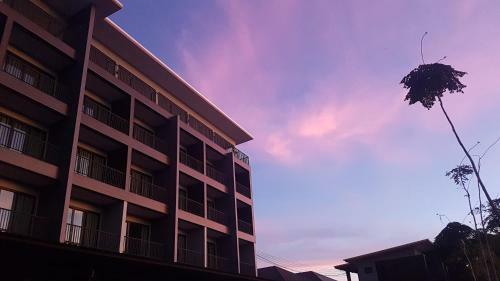 Riverawan Hotel