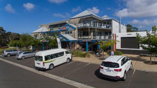 Albergue The Island Accommodation