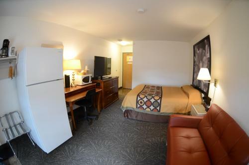 Hotel Super 8 By Wyndham Taber Ab
