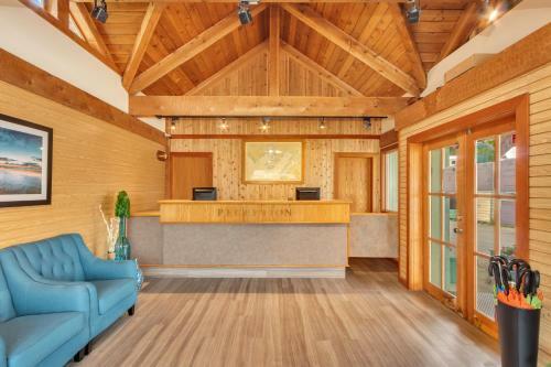 Hotel Canadian Princess Lodge & Marina