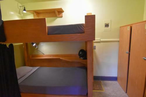 Albergue Ocean Island Inn | Backpackers | Suites