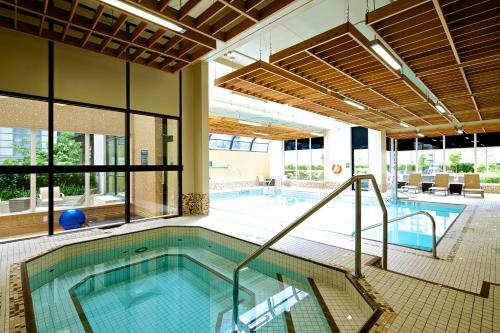Landis Hotel & Suites