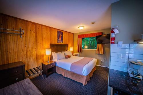 Alpine Motel & Suites