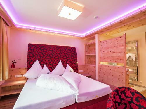 Wohlf�hl Hotel Robert - Ihr Bed & Breakfast In Mayrhofen