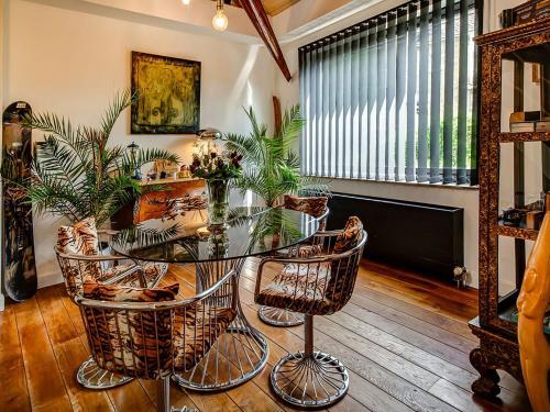 Magnificent Holiday Home In Spa With Terrace