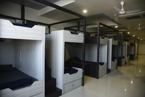 Albergue In & Out AC Dormitory