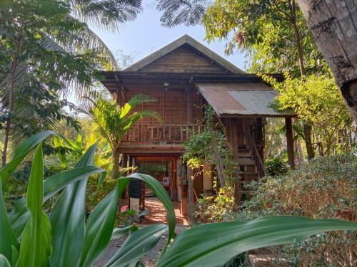 O'hamok Lodge