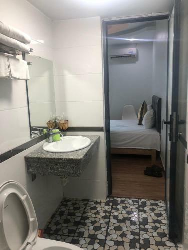 Anh Sao Hotel