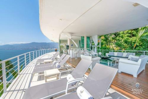 Villa Opulent Casa Utopia With 290 Degrees Jaw-dropping Ocean Views