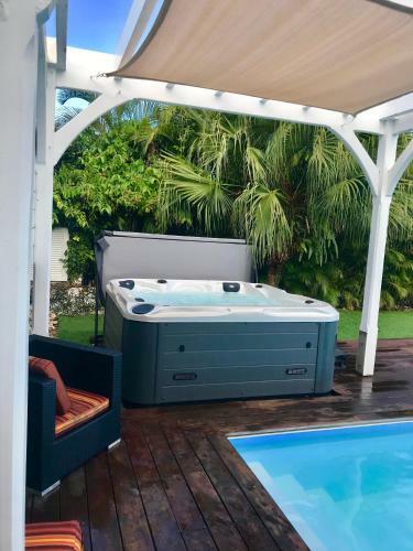Villa Paradis - Vue Mer, Piscine Et Jacuzzi