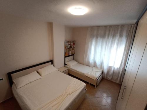 Serene Apartment Next To The Beach.