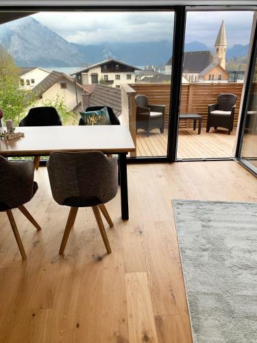 Traum Panorama Apartment Mit Berg & Seeblick