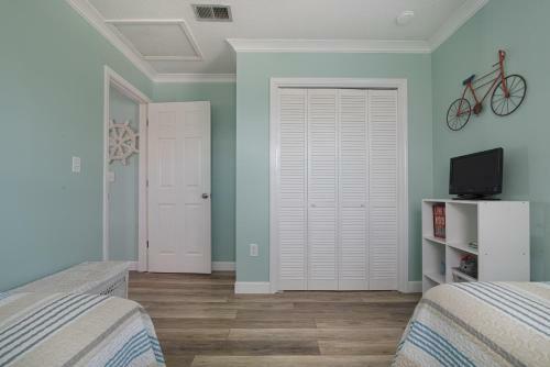 Lagoon View Home