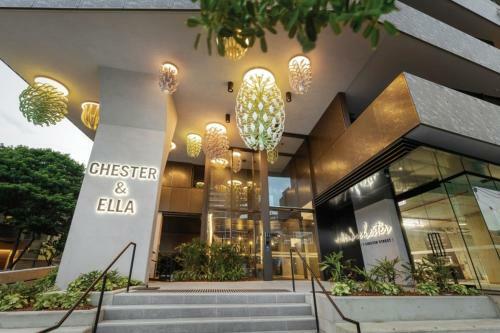 Chester And Ella Apartments