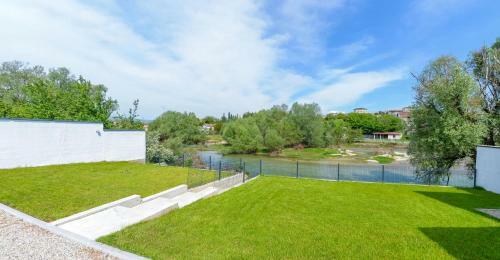 Sweet Retreat On Buna Riverside - With Private Pool