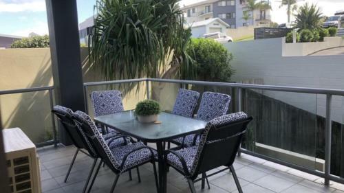 #18 Outlook Caloundra, Modern, Town Centre