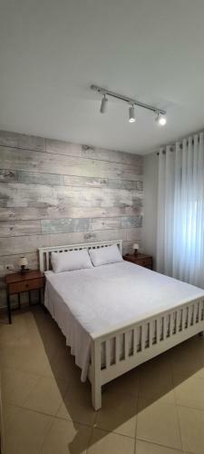 Family Apartment In Golem
