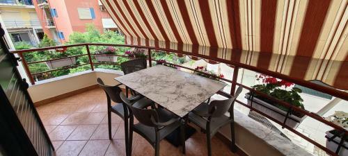 Family Apartment In Golem
